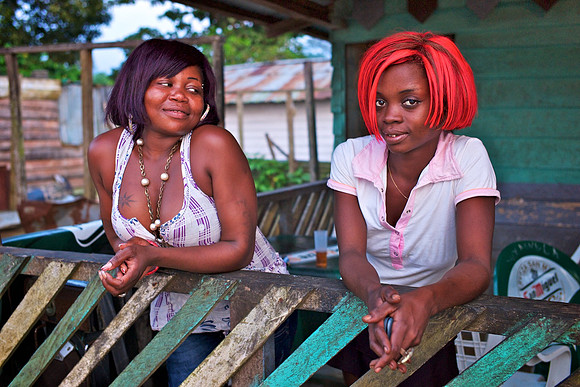 Julie & Mita – Arena Blanca, Bioko, Equatorial Guinea – 2011