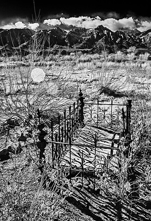 Pioneer Cemetery - Lone Pine, CA - 2013